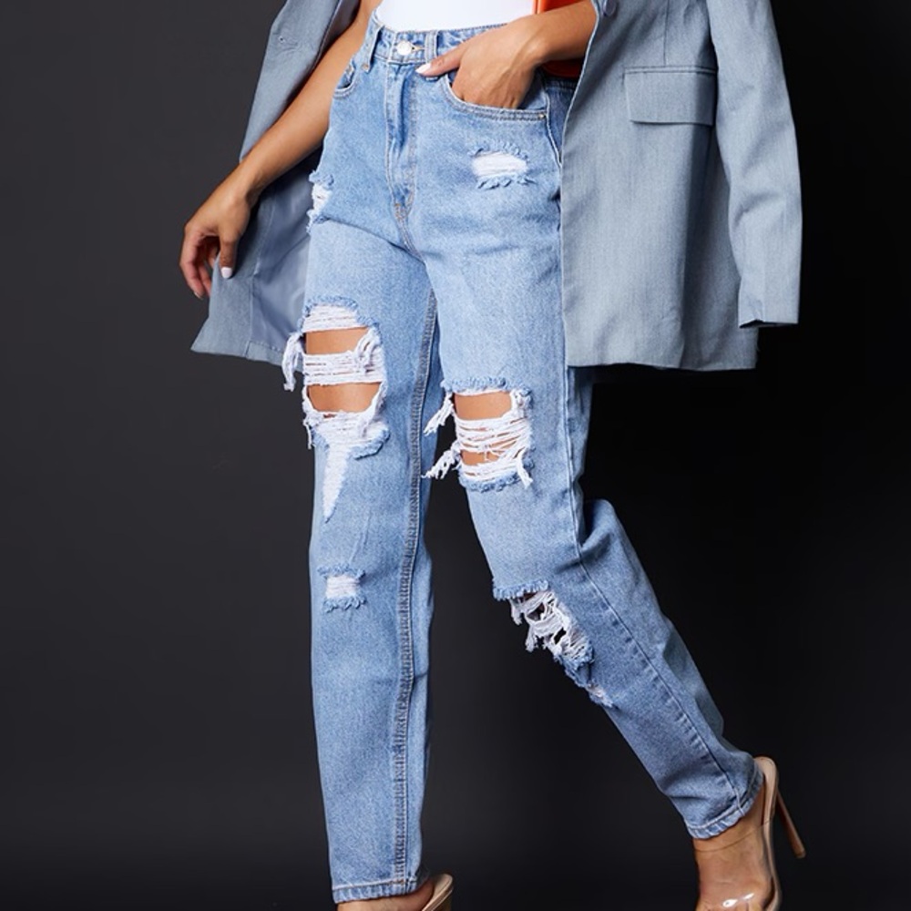 PrettyLittleThing Blue Boyfriend Jeans Distressed High-Waisted